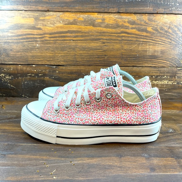 Converse Shoes - CONVERS CTAS PLATFORM LOW 'VINTAGE FLORAL - EGRET'